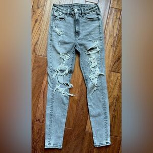 American Eagle grey Suoer High rise Jegging size 6R